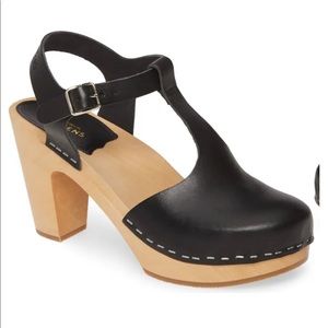 Swedish Hasbeen Black Clogs